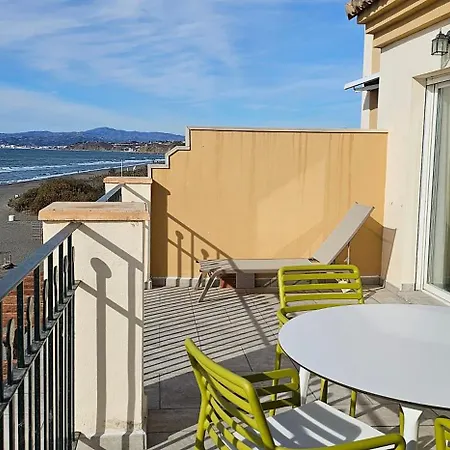 Euromar Beachfront & Parking Torrox Exterior photo
