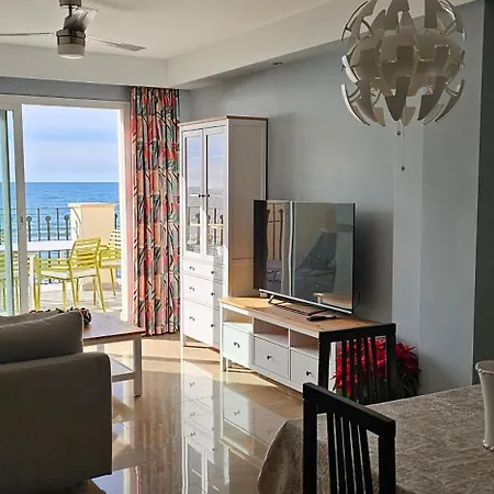 Euromar Beachfront & Parking Torrox Exterior photo