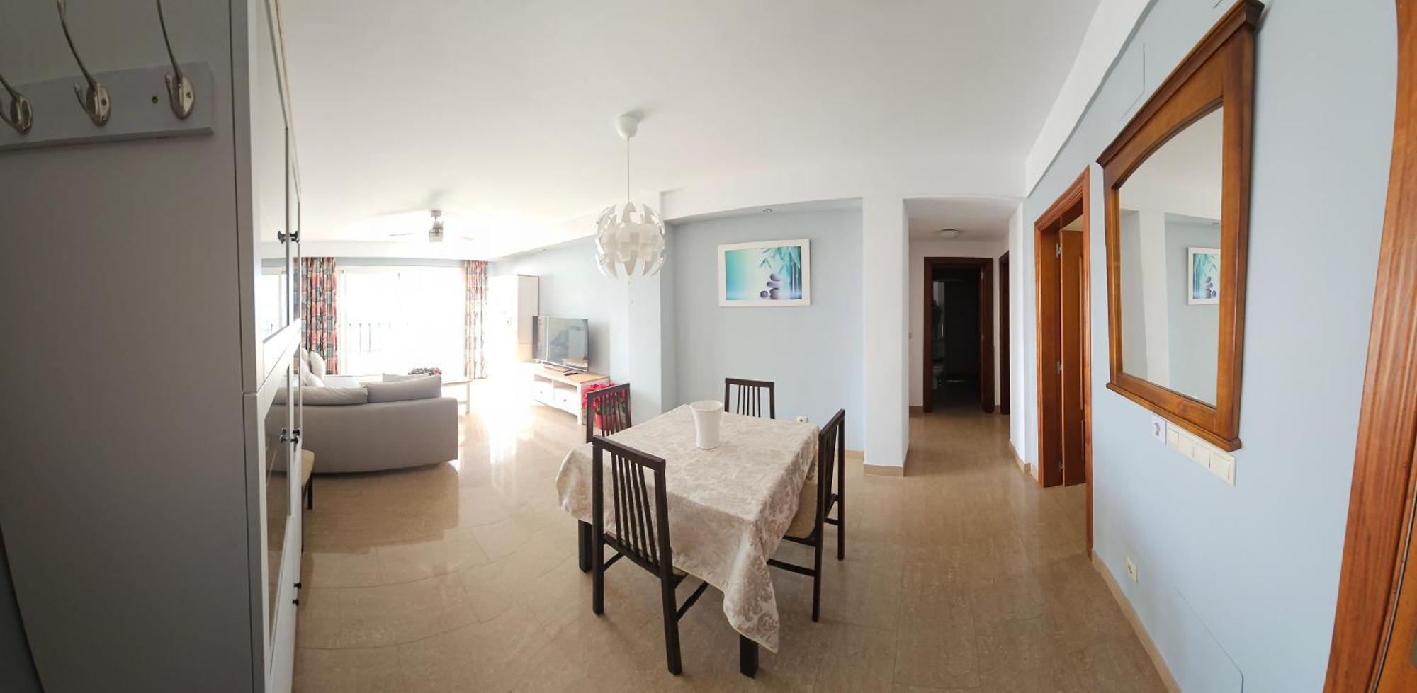 Apartment Euromar Beachfront & Parking *