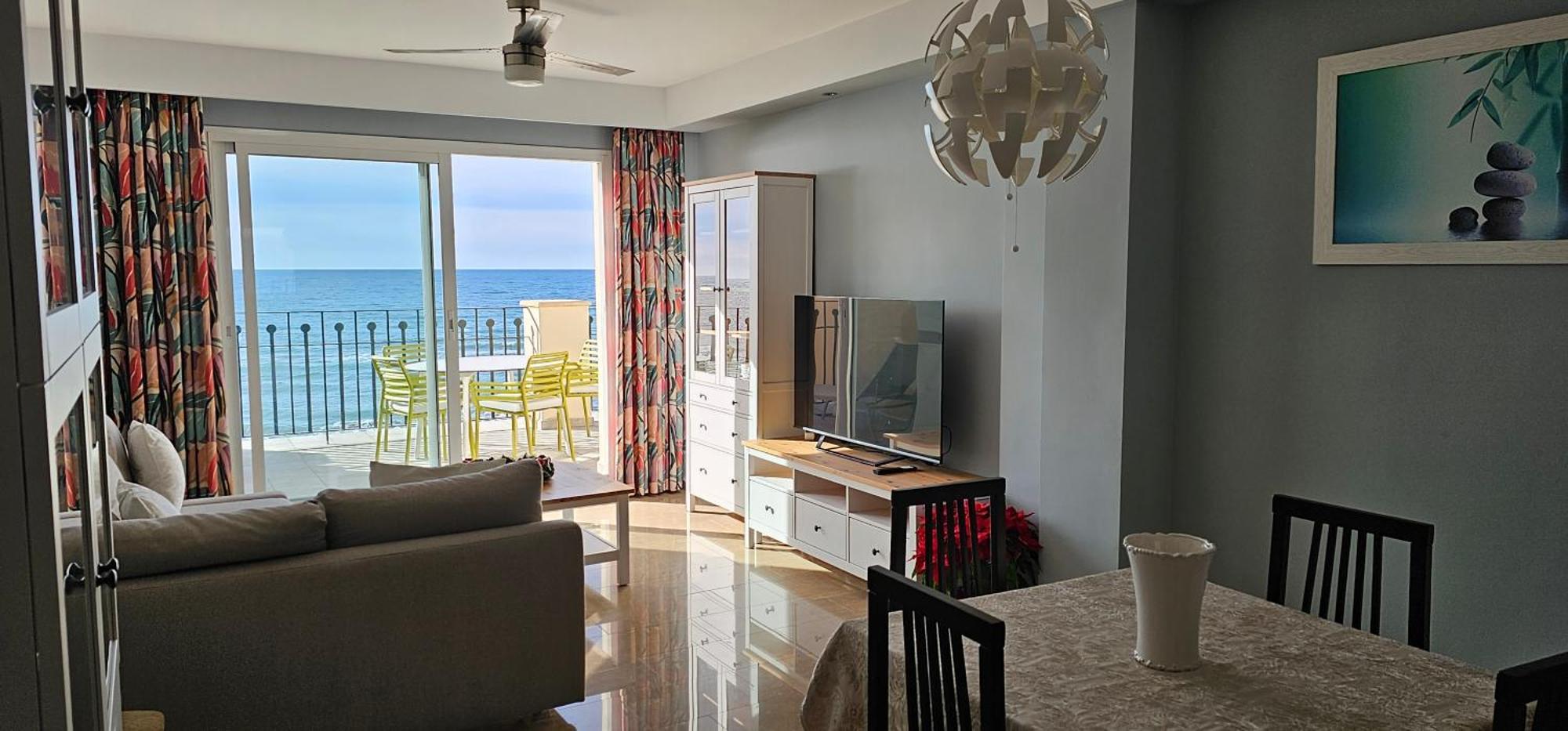 Euromar Beachfront & Parking Torrox